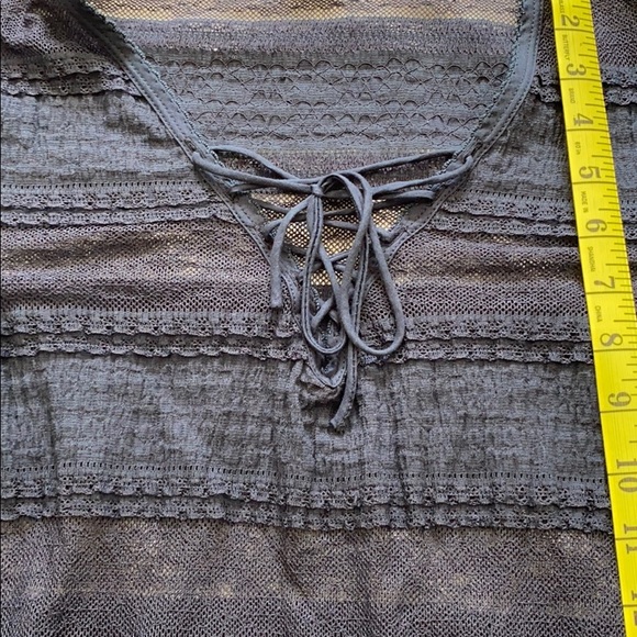 Brand new mesh/lace top - Picture 4 of 4